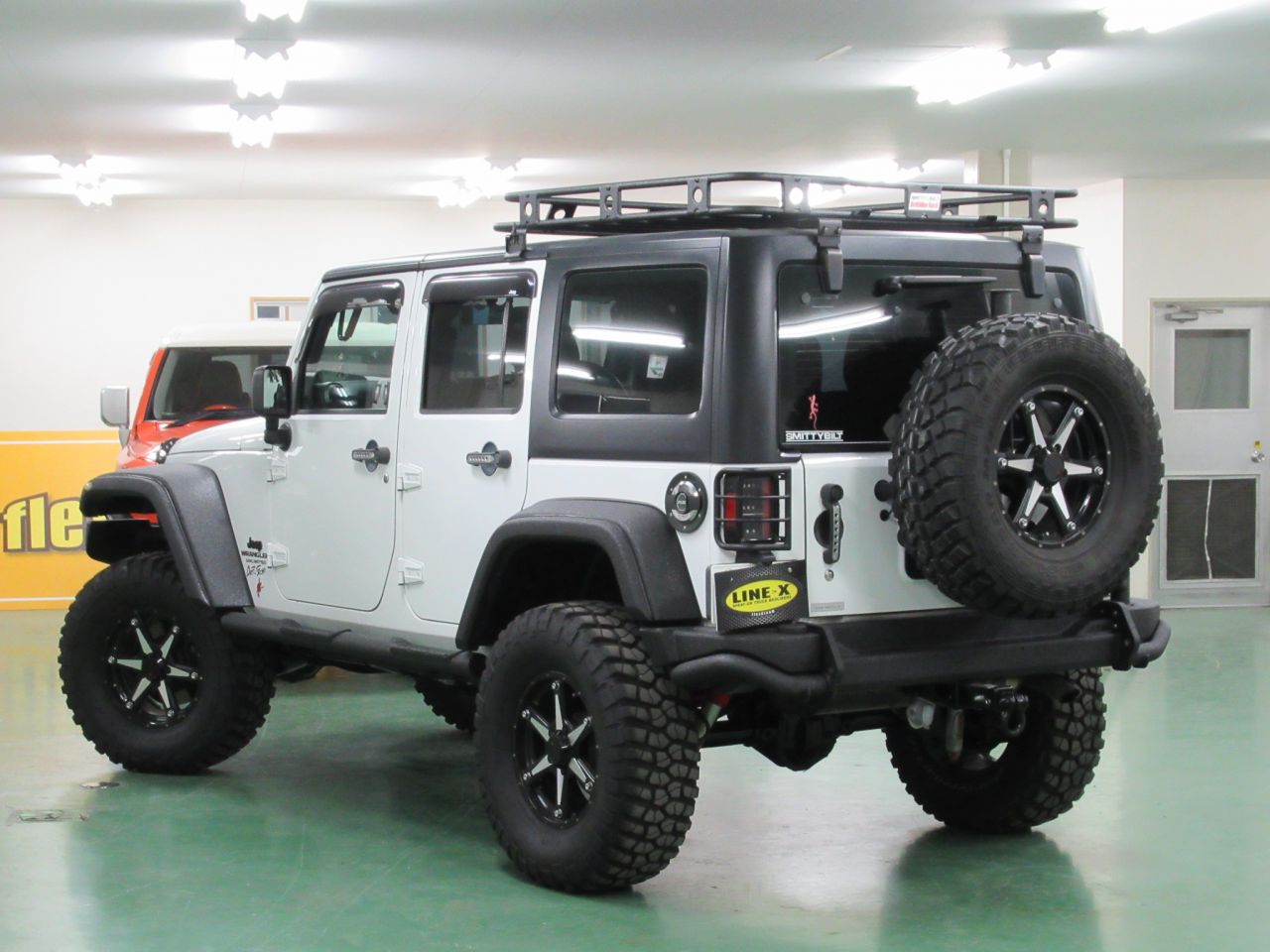 JEEP JKラングラー AEV前後バンパー＆純正オーバーフェンダー ≪LINE-X